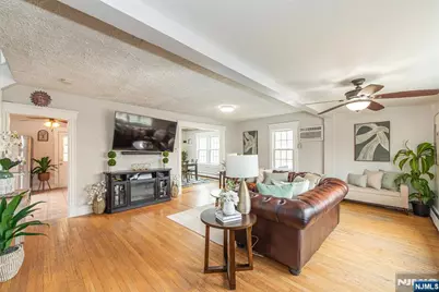 133 Forest Avenue, Lyndhurst Township, NJ 07071 - Photo 9