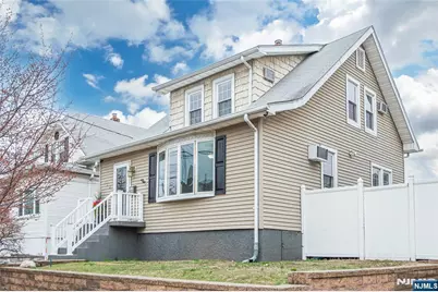 133 Forest Avenue, Lyndhurst Township, NJ 07071 - Photo 3