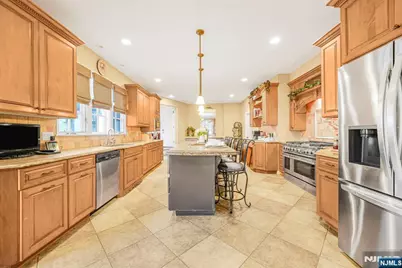 14 Weinmanns Boulevard, Wayne, NJ 07470 - Photo 9