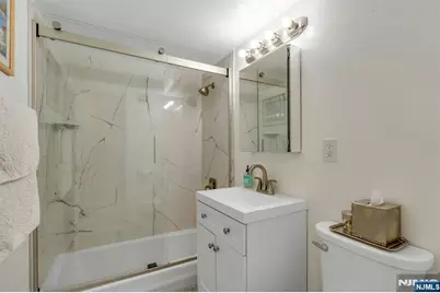 1203 River Road 8B #8B, Edgewater, NJ 07020 - Photo 25