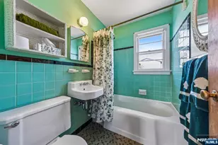 4 Oak Ridge Rd, Clifton, NJ 07013 - Photo 7