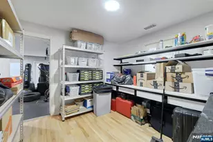 18 Harwood Pl, Wayne, NJ 07470 - Photo 15