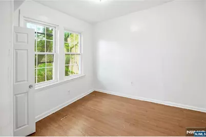 375 6th Avenue, Newark, NJ 07107 - Photo 33