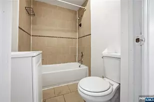 375 6th Ave, Newark, NJ 07107 - Photo 31