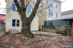375 6th Ave, Newark, NJ 07107 - Photo 21