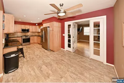 217 Sweetbriar Place, Paramus, NJ 07652 - Photo 7