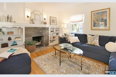 341 Essex Avenue, Bloomfield, NJ 07003 - Photo 7