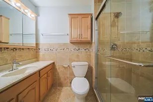 216 Washington A, Fort Lee, NJ 07024 - Photo 23