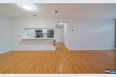 216 Washington A #A, Fort Lee, NJ 07024 - Photo 5