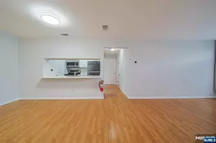 216 Washington A, Fort Lee, NJ 07024 - Photo 5