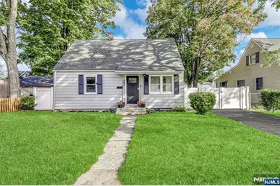 22 Wanaque Avenue, Wanaque, NJ 07420 - Photo 1