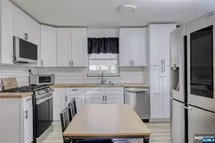 22 Wanaque Ave, Wanaque, NJ 07420 - Photo 3