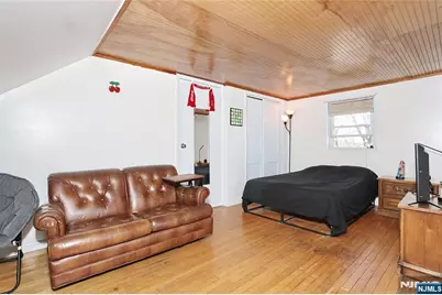 383 Congress Street, New Milford, NJ 07646 - Photo 29