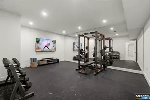320 Spencer Pl, Paramus, NJ 07652 - Photo 27