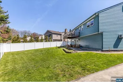 30 Melissa Drive, Totowa, NJ 07512 - Photo 29