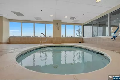 118 The Promenade, Edgewater, NJ 07020 - Photo 25