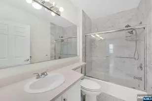118 The Promenade, Edgewater, NJ 07020 - Photo 19