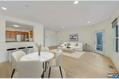 118 The Promenade, Edgewater, NJ 07020 - Photo 3