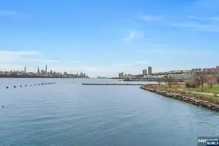 118 The Promenade, Edgewater, NJ 07020 - Photo 31