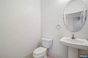 204 Edmonton Ct 67, Livingston, NJ 07039 - Photo 15