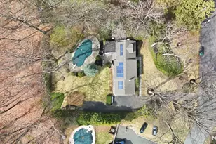 548 Covington Pl, Wyckoff Township, NJ 07481 - Photo 3