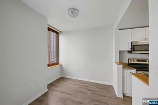 100 Old Palisade Road 2209, Fort Lee, NJ 07024 - Photo 11