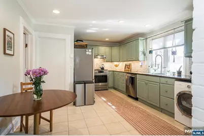 41 Montague Place C0002 #C0002, Montclair, NJ 07042 - Photo 21