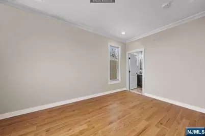 160 Lawrence Drive, Paramus, NJ 07652 - Photo 19