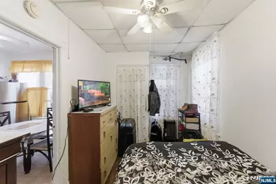 158 Fulton Avenue, Jersey City, NJ 07305 - Photo 15