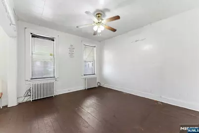 158 Fulton Avenue, Jersey City, NJ 07305 - Photo 3