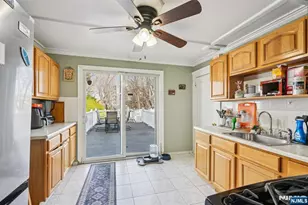 185 Trenton Ave, Paterson, NJ 07503 - Photo 15