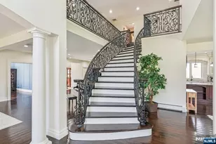 73 Maple Ave, Wayne, NJ 07470 - Photo 5