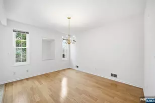 118 Cambridge Dr 1067, Nutley, NJ 07110 - Photo 17