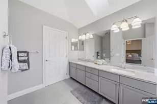 22 Falling Waters, Oakland, NJ 07436 - Photo 25