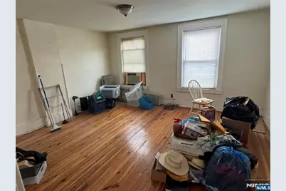 680 1/2 Chestnut Street, Kearny, NJ 07032 - Photo 3