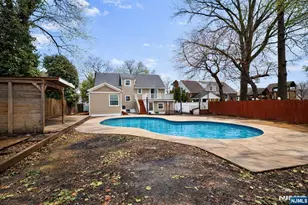 86 Howland Ave, Teaneck Township, NJ 07666 - Photo 3