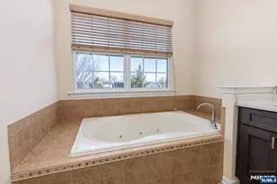 1601 Hamilton Street 601, Belleville, NJ 07109 - Photo 23