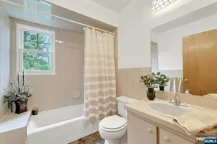 5 Hilltop Rd, Mahwah, NJ 07430 - Photo 19