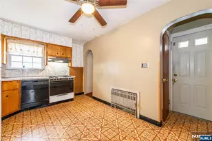 15 Passaic Ave, Woodland Park, NJ 07424 - Photo 13