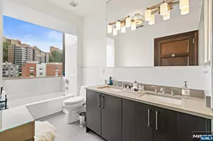 9 Somerset Ln 501, Edgewater, NJ 07020 - Photo 13