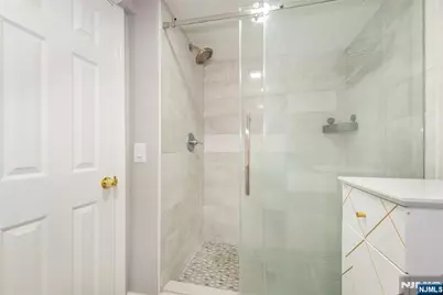 53 Elmwood Avenue, Bogota, NJ 07603 - Photo 17