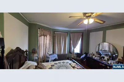 26 Halstead Street, Kearny, NJ 07032 - Photo 3
