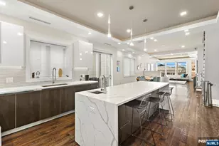 504 Undercliff Ave, Edgewater, NJ 07020 - Photo 9