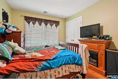 38 Centre Street, Nutley, NJ 07110 - Photo 43