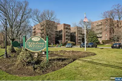 2329 Hudson Terrace E9 #E9, Fort Lee, NJ 07024 - Photo 1