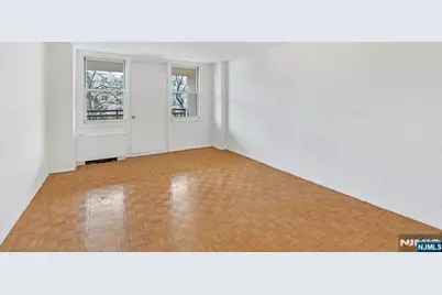 2200 N Central Road 3U #3U, Fort Lee, NJ 07024 - Photo 13