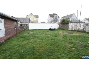 309 Monroe St, Carlstadt, NJ 07072 - Photo 15