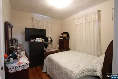 309 Monroe Street, Carlstadt, NJ 07072 - Photo 13