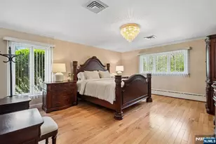 35 Grandview Ave, Upper Saddle River, NJ 07458 - Photo 15