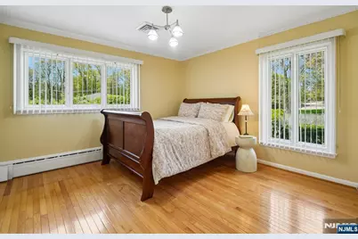 35 Grandview Avenue, Upper Saddle River, NJ 07458 - Photo 21